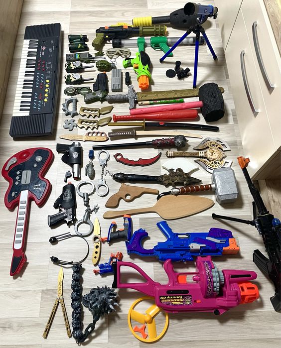 Продам детское игрушечное оружие!