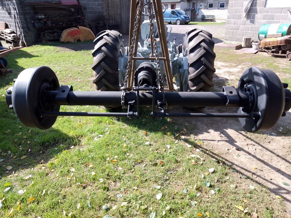 Sprzedam oś przyczepy d55