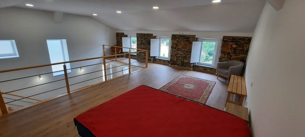 Moradia Nova mobilada para arrendamento temporário!