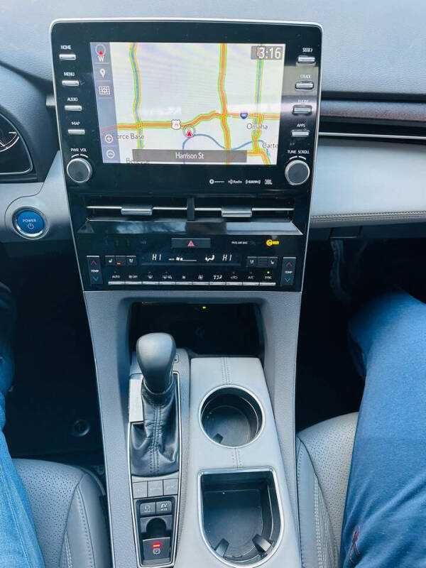 2019 Toyota Avalon Hybrid