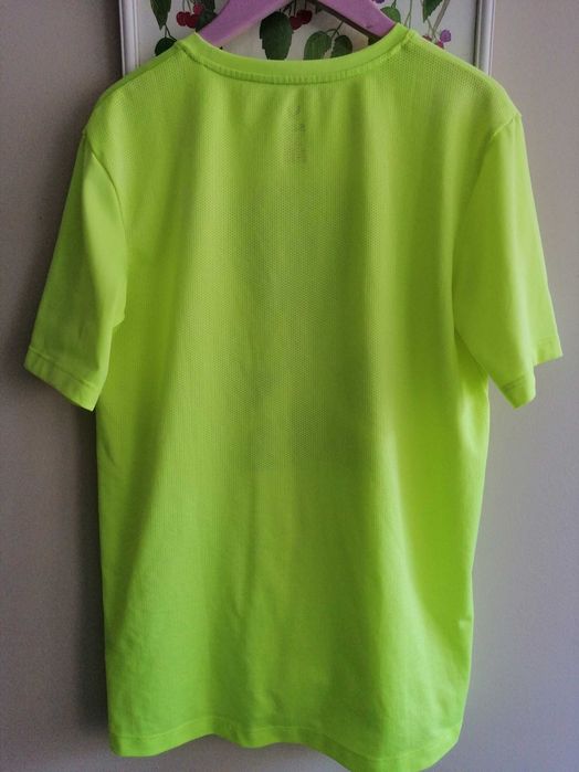 SOC, jak nowa, koszulka treningowa szwedzkej firmy. R.158-164