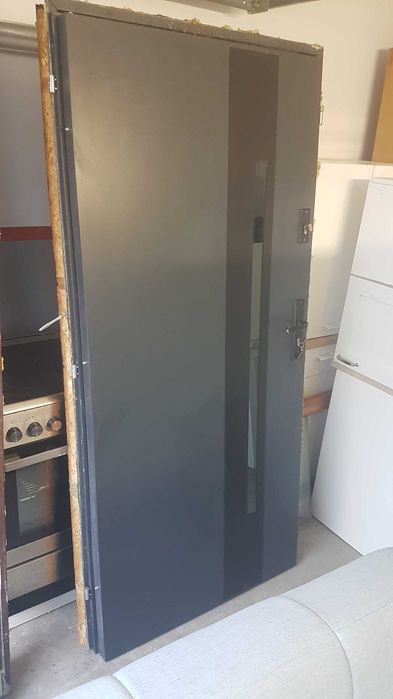 Drzwi zewnętrzne wejściowe 90 prawe