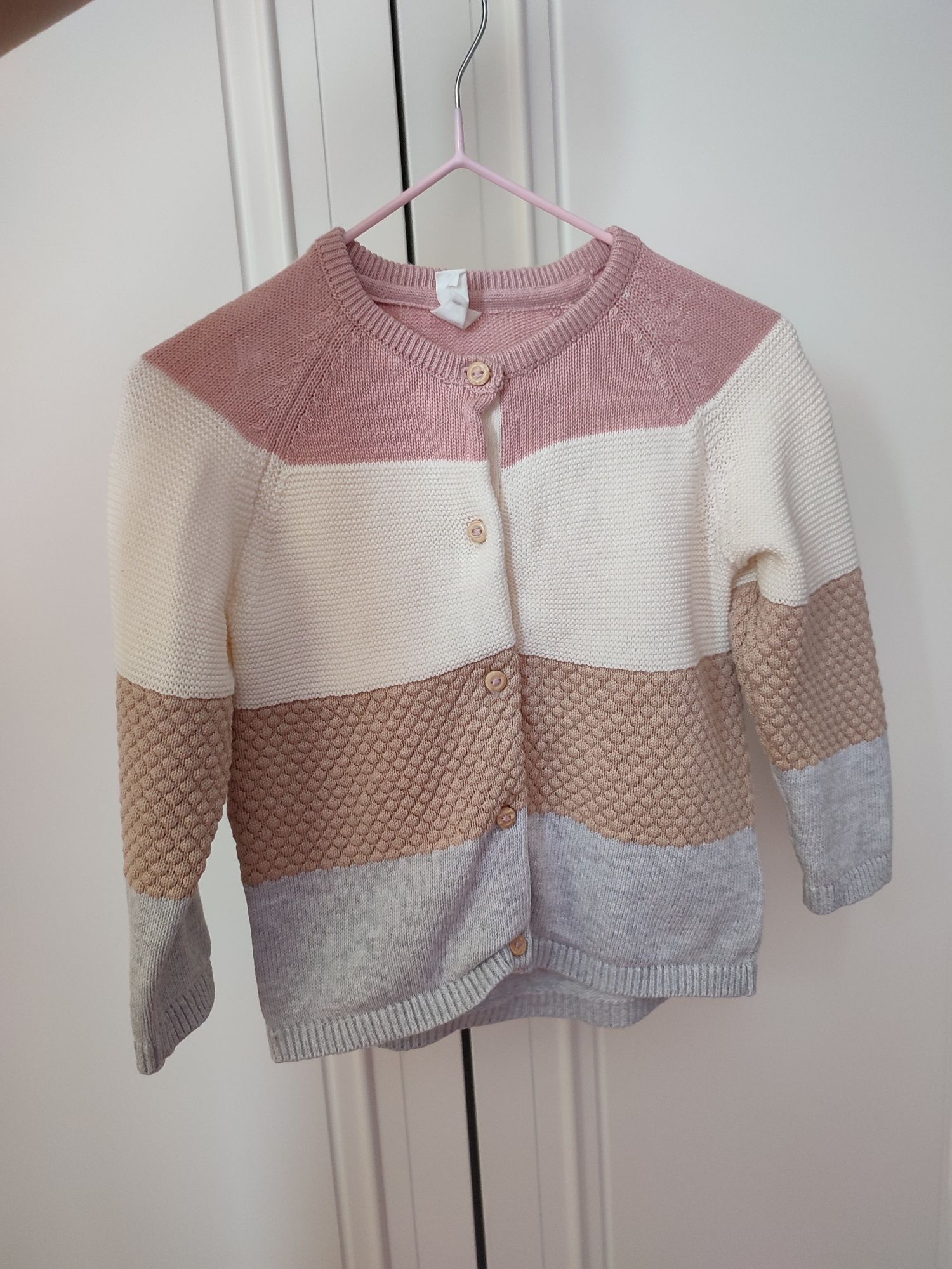 Sweter hm 86 dzianina splot na guziczki w pasy paski kremowy różowy
