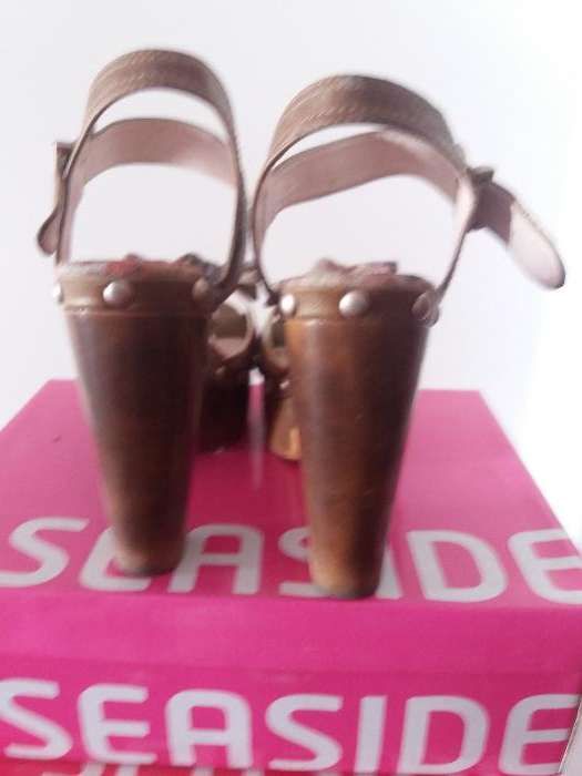 Sandálias Seaside muito giras