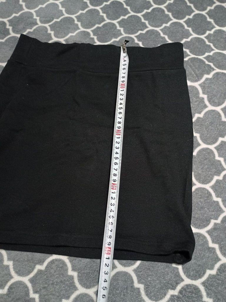 Spódniczka spódnica elegancka czarna czerń r. 38 M