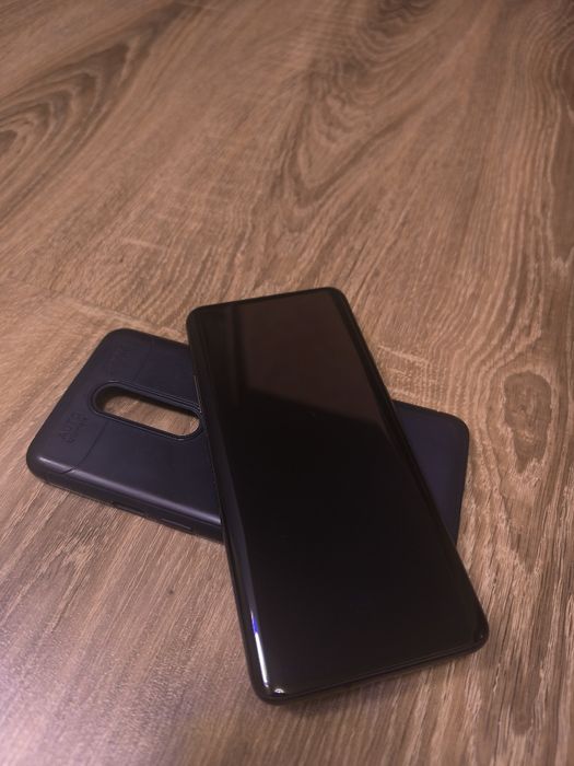 Продам OnePlus 7 Pro