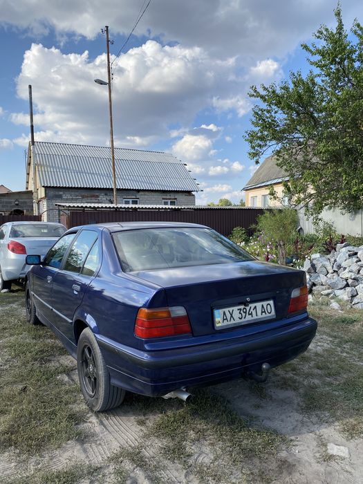 Продам ,бмв е 36 собраную с нуля