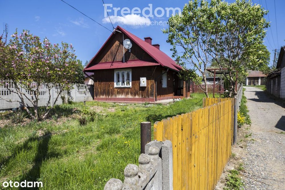 Drewniany dom na sprzedaż Wola Zarczycka