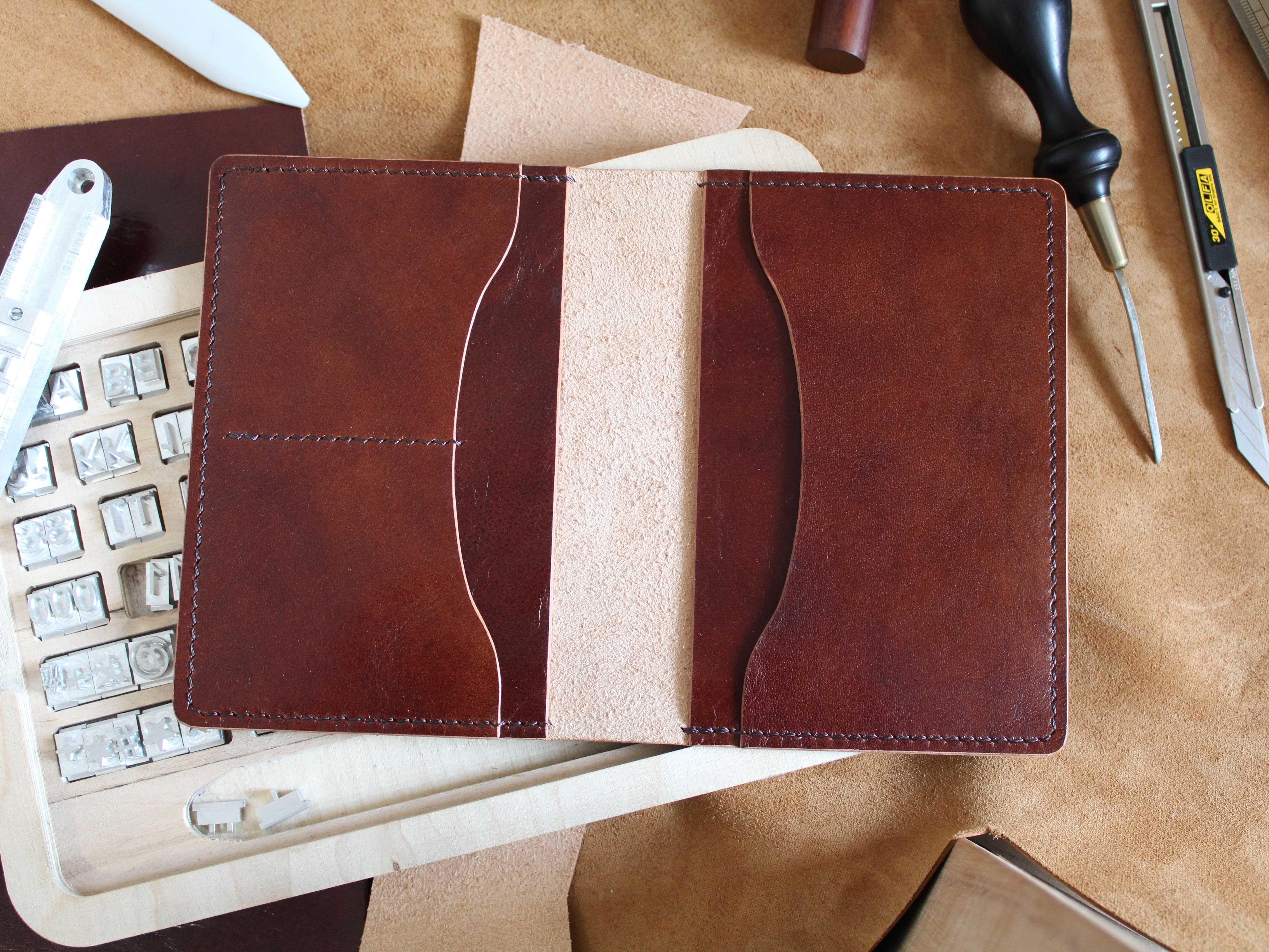 Skórzany portfel, minimalistyczny portfel, skórzany etui na dokumenty
