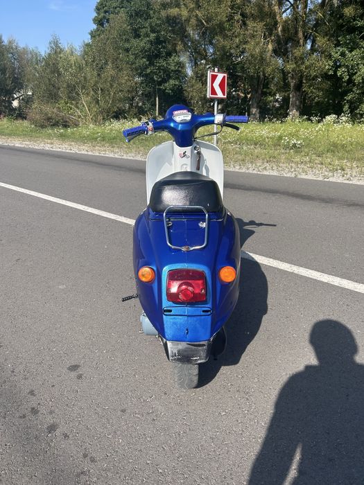 Продаю скутер Honda giorno af 24