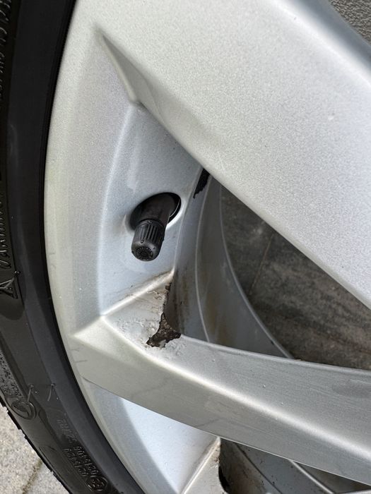 Oryginalne koła 17" 5x112 VW Skoda Audi Seat opony zimowe Michelin