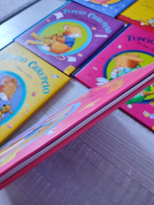 Zestaw 7 książek Tupcio chrupcio, duże książki, stan bardzo dobry