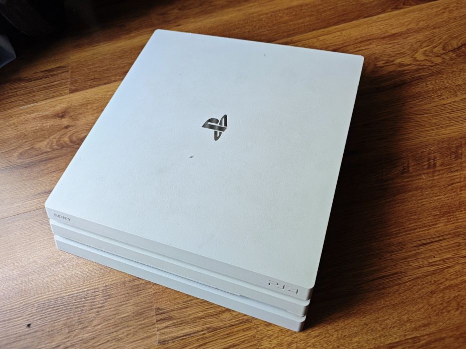 Ps4 pro 1tb zestaw