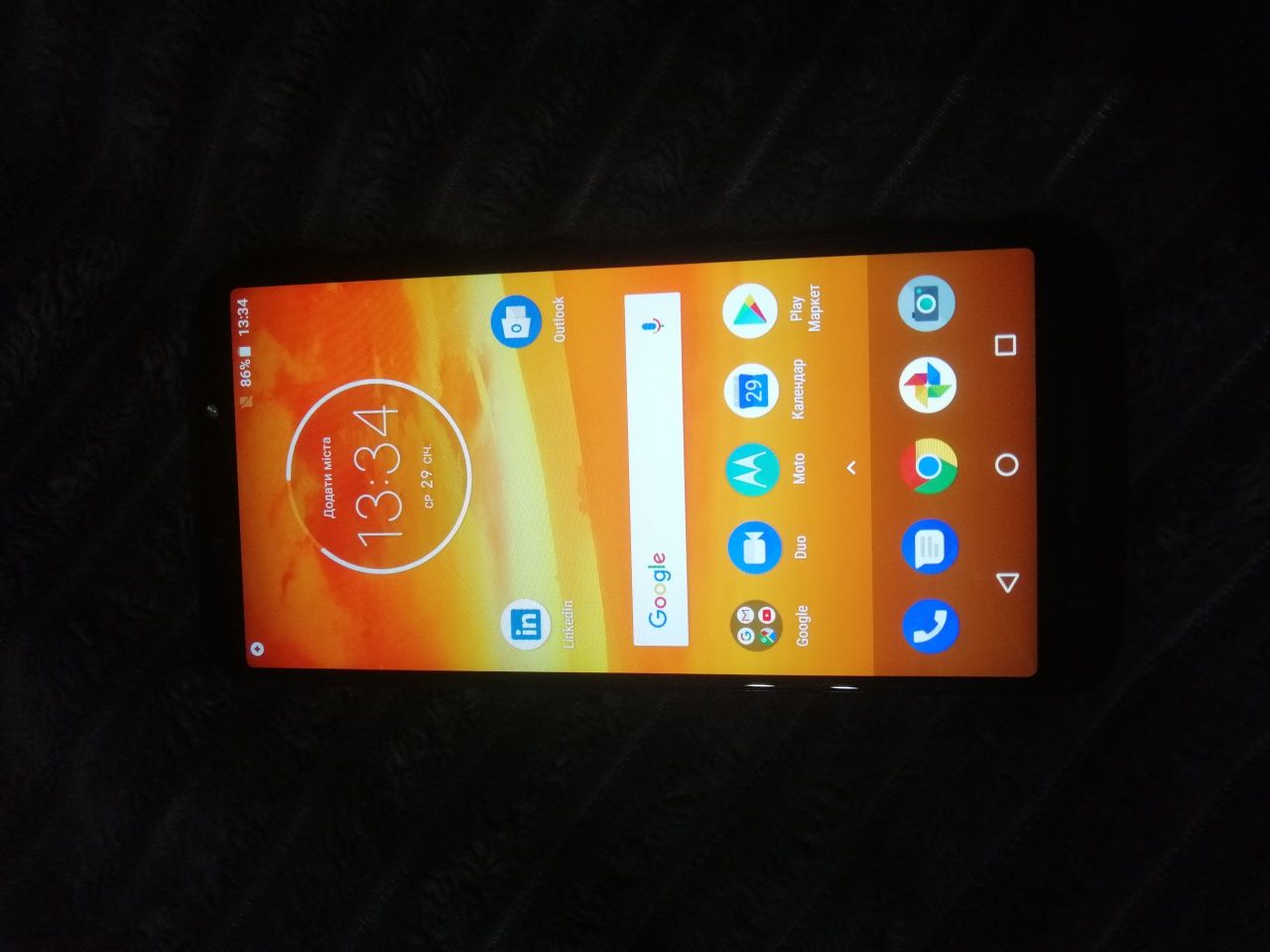 Продам телефон motorola e5 plus