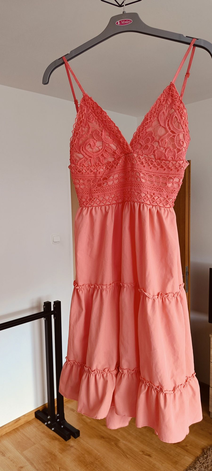 Letnia sukienka boho, letnia sukienka z ażurem wiązana na plecach