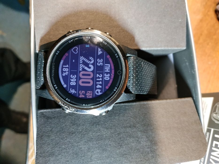 Garmin Fenix 5s sapphire edition + 2 оригінальні  ремінці