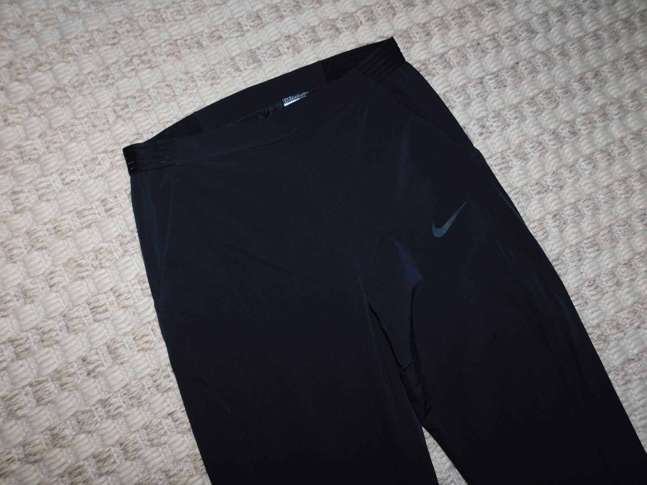 Nike Flex spodnie sportowe legginsy ultra lekkie roz. XS