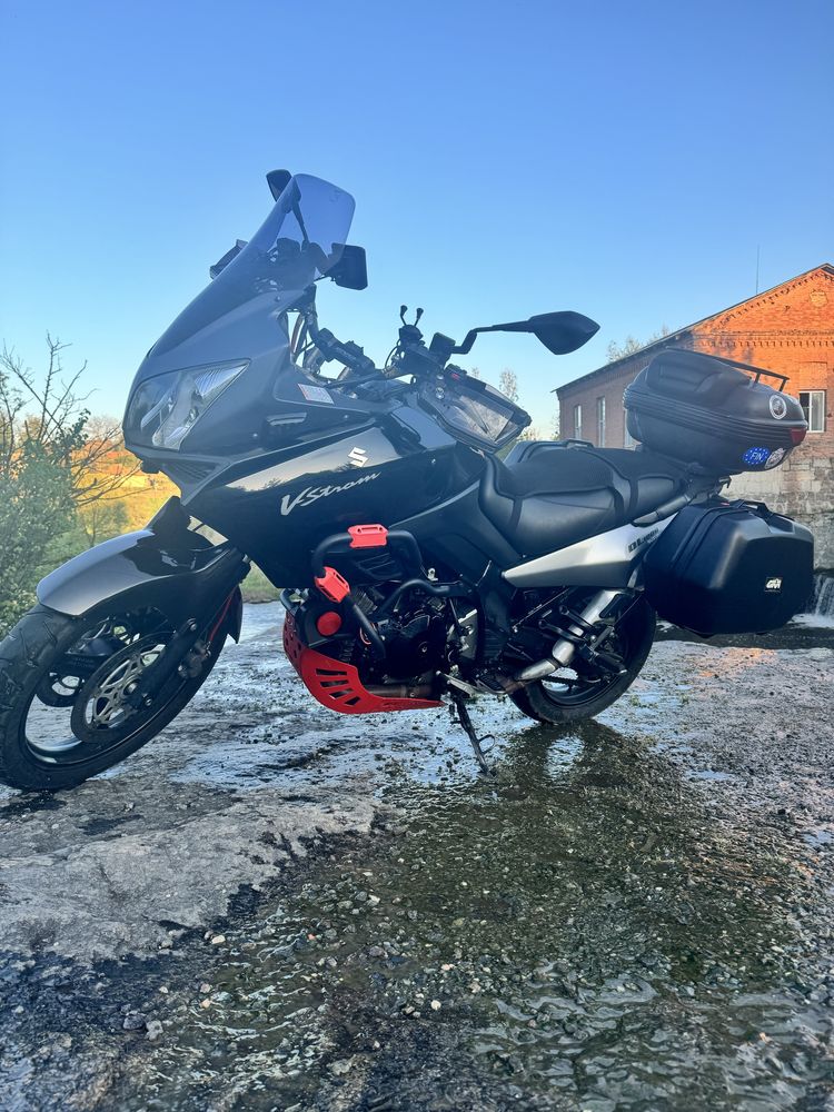 Сузукі DL1000