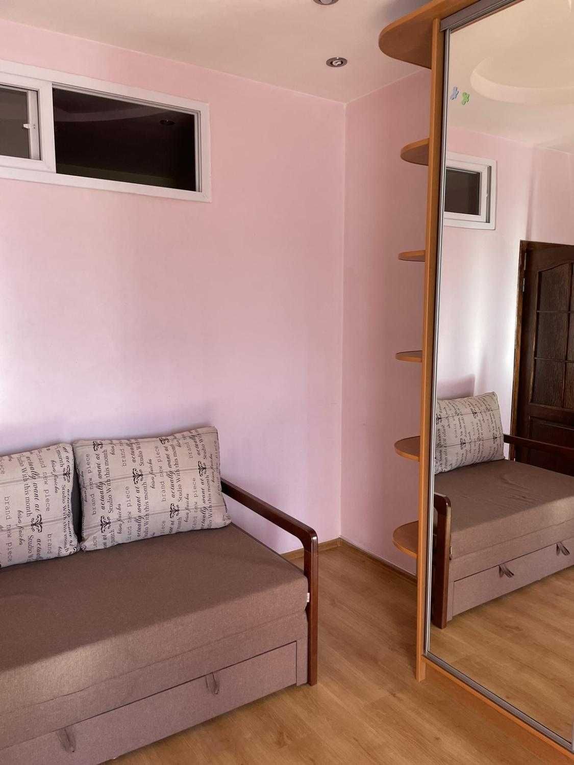 Продам 2-ком квартиру с ремонтом в ЖК "Семь самураев" (912-082)