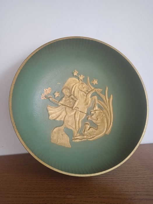 Metalowa misa, patera.