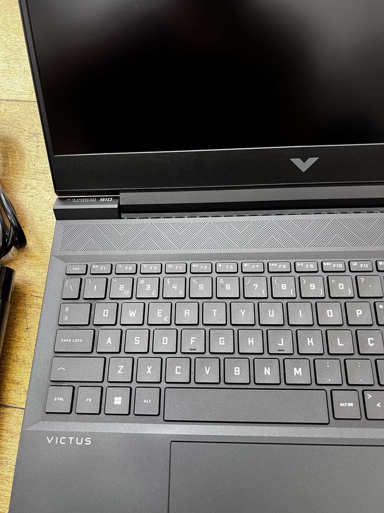 Portátil HP Victus Gaming 16 - Como Novo