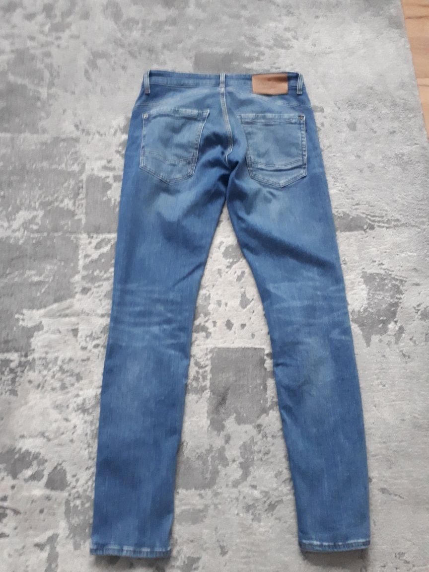 Spodnie jeans Cross rozm. 28/32