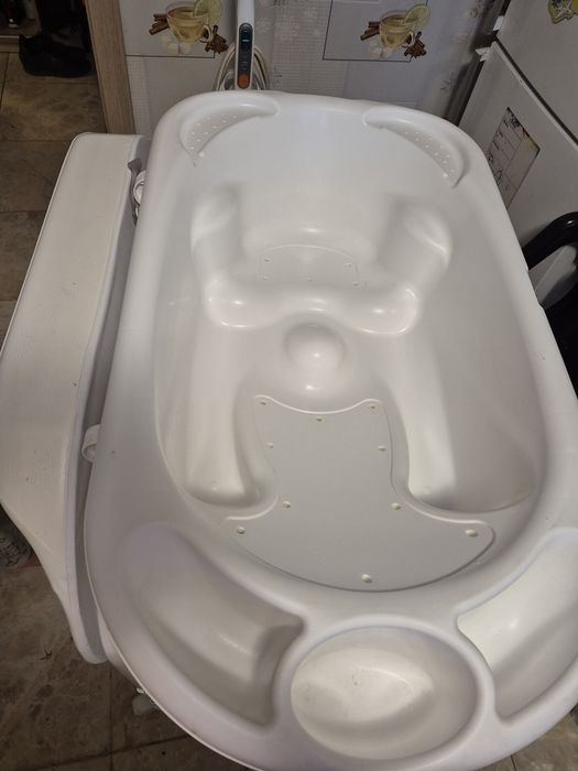 Ванночка  на коліщатках CAM