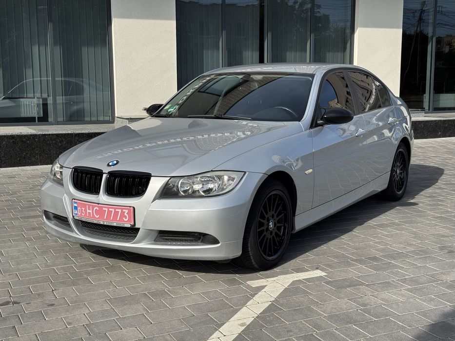 BMW 318i 2007 Не фарбована