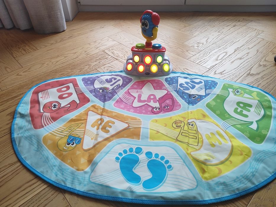 Chicco mata grająca