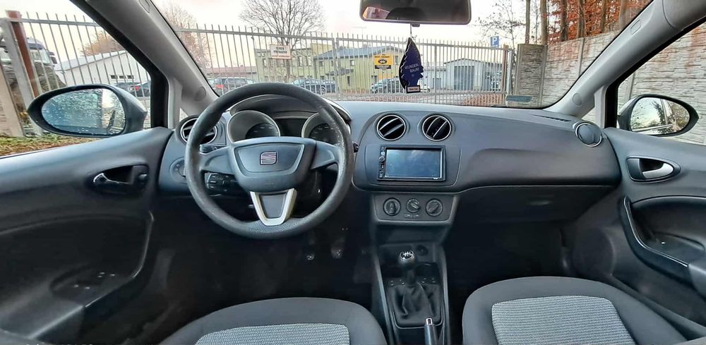 Seat Ibiza IV 2011 Benzyna 5Drzwi Klima|Grzane fotele|ISOFIX .