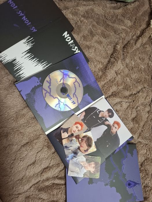 Альбом Noeasy stray kids