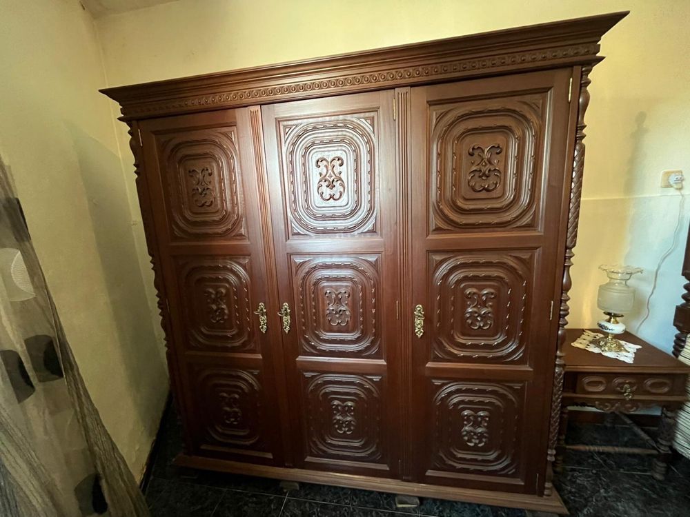 Conjunto completos de quarto — madeira maciça