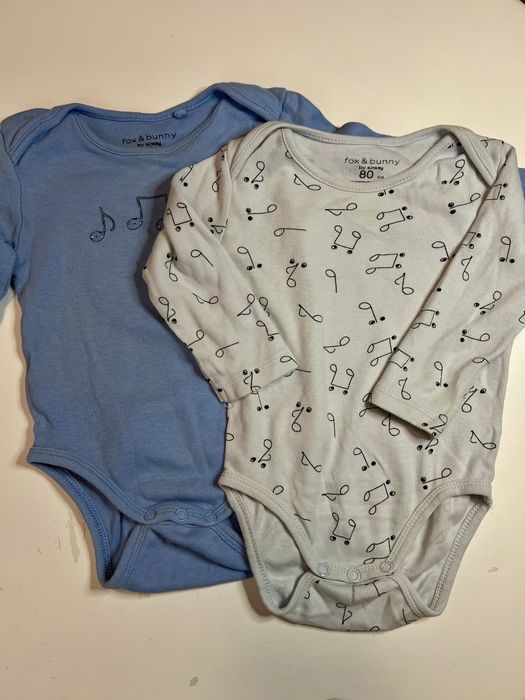 Віддам безкоштовно дитячий одяг