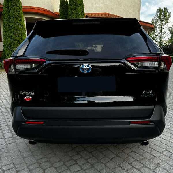 Toyota RAV4 XLE Premium 2021