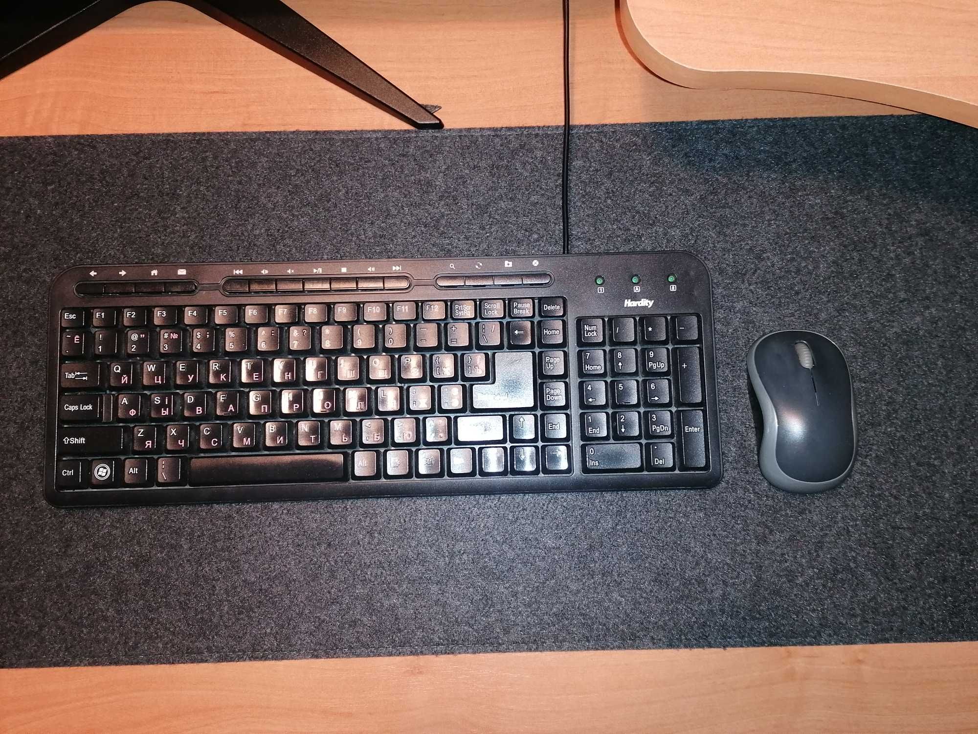 продам игровой ПК монитор колонки клавиатура мышка