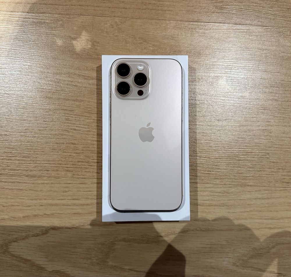 Iphone 16 pro max 512Gb titanium Desert  com fatua e garantia