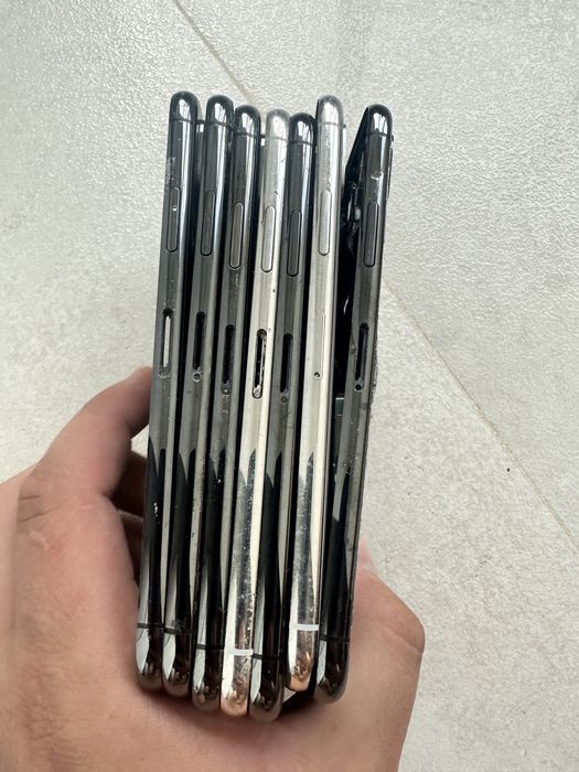 Iphone X ,Xs icloud lock на деталі