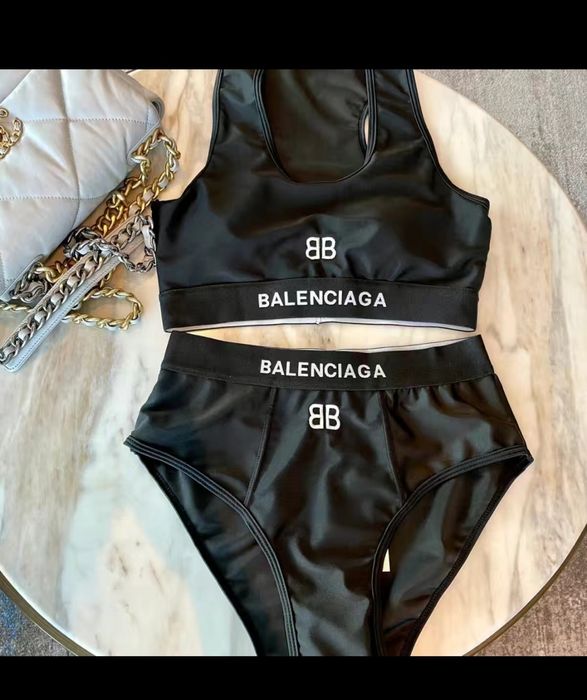 Купальнік 48-50 баленсіага топ труси білизна