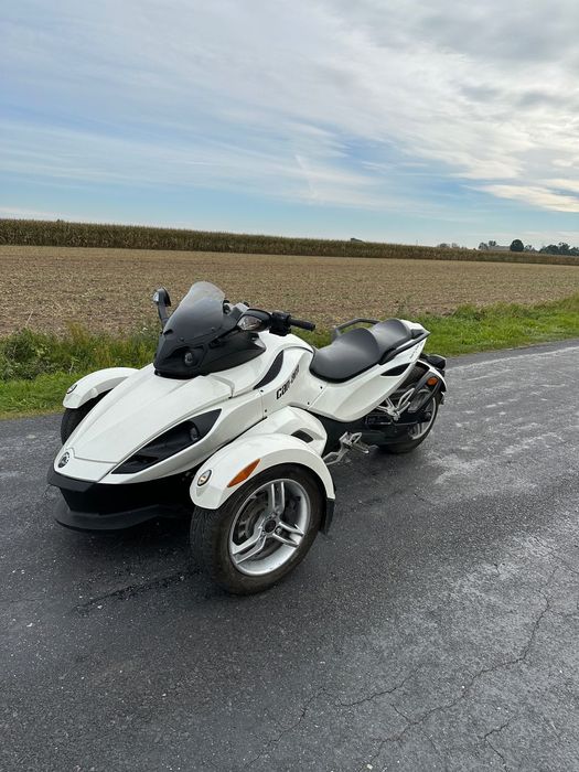 Can-Am Spyder Rs Zadbany Niski przebieg! Biała perła