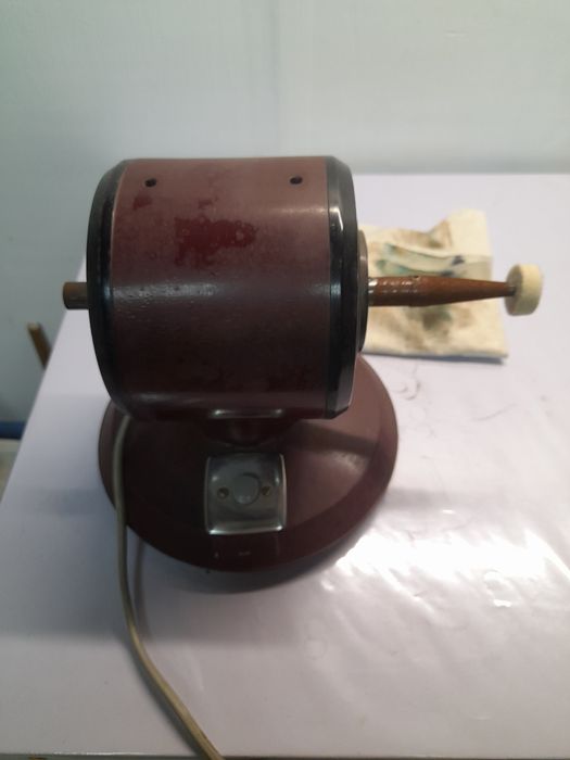 Esmeriladora em funcionamento