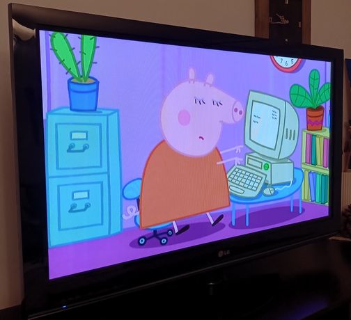 Telewizor LG 42 całe 42PQ1000 HDMI nie działa Świnka Peppa na ekranie