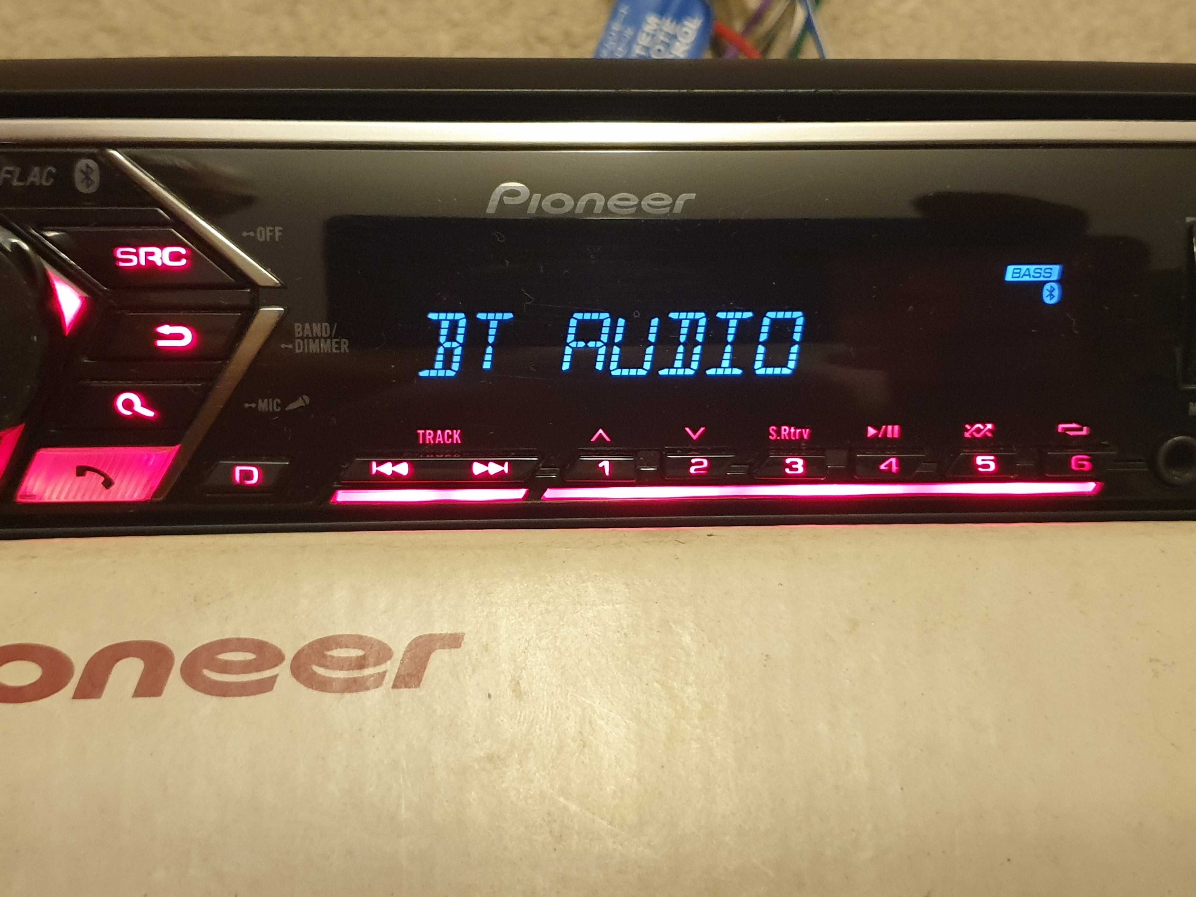 Pioneer MVH-S300BT Bluetooth, FLAC, ramki, box