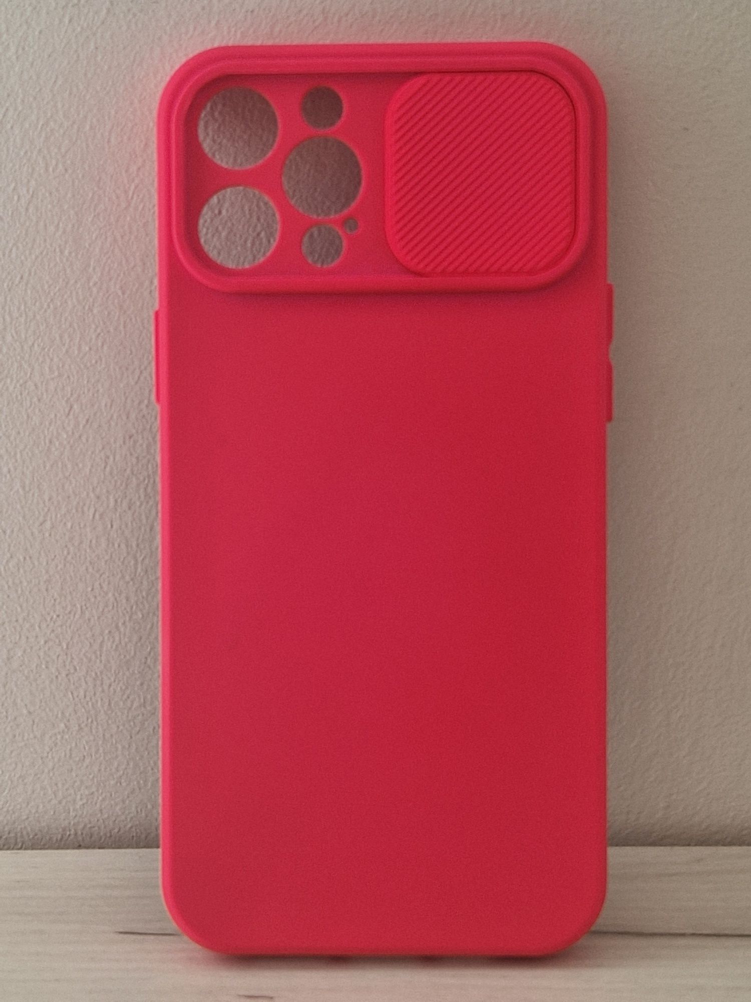 Camshield Soft do Iphone 12 Pro Max Czerwony