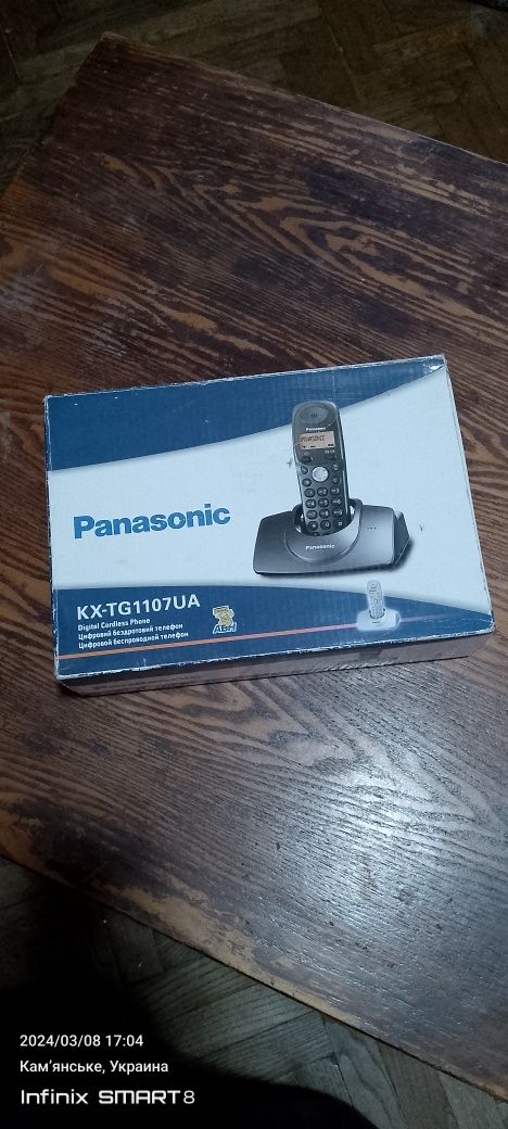 Радиотелефон Panasonic KX-TG1107UA