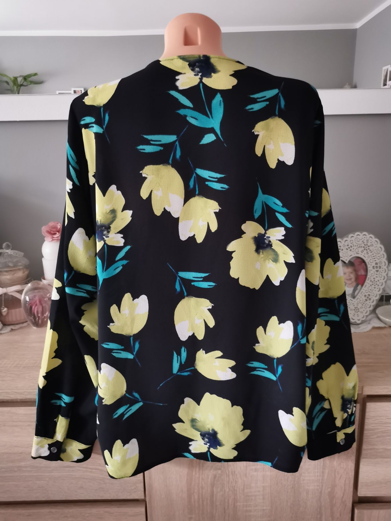 Czarna Bluzka w Żółte Kwiaty 3XL