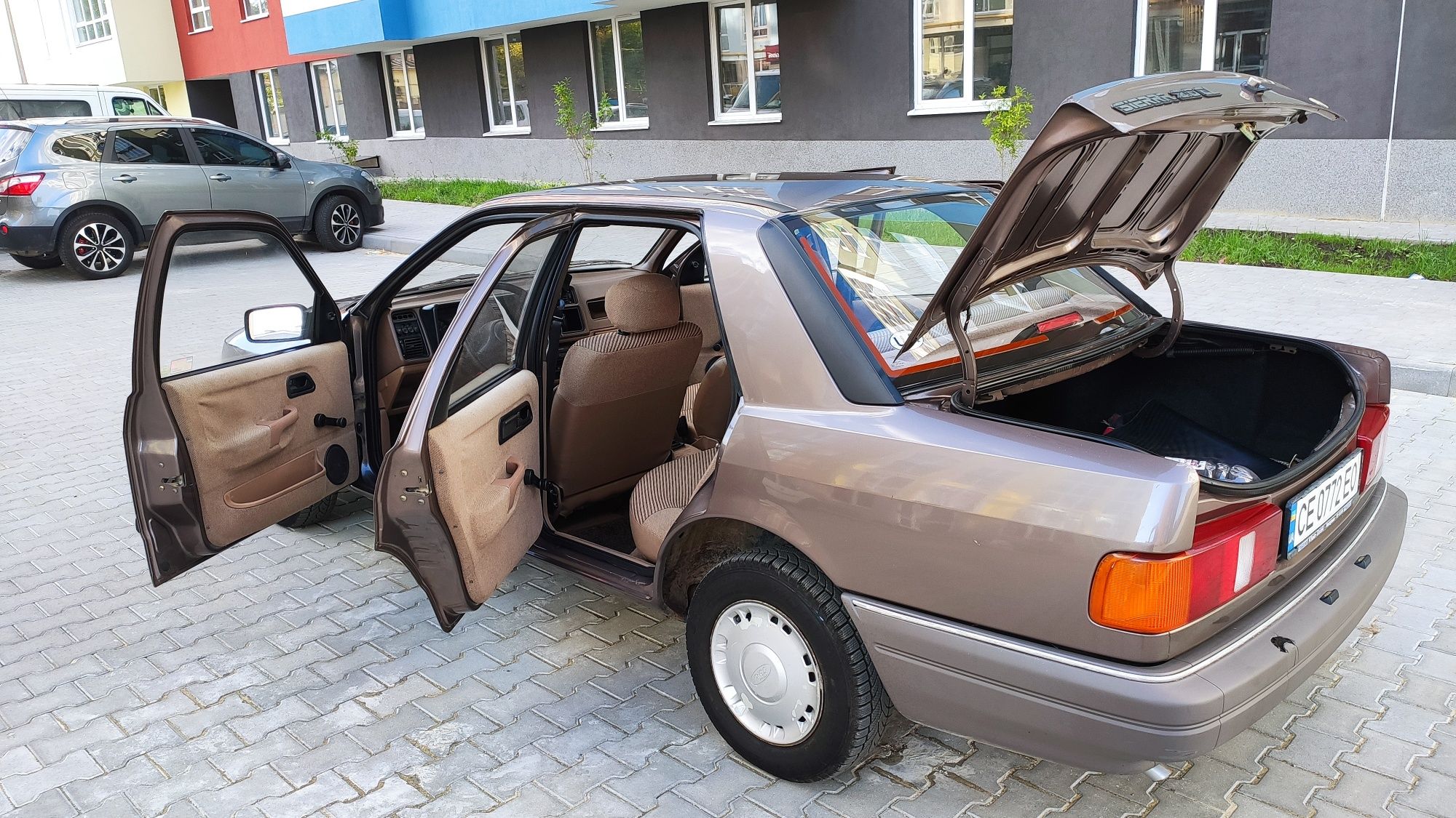 Ford Sierra Original Stan Рідна фарба