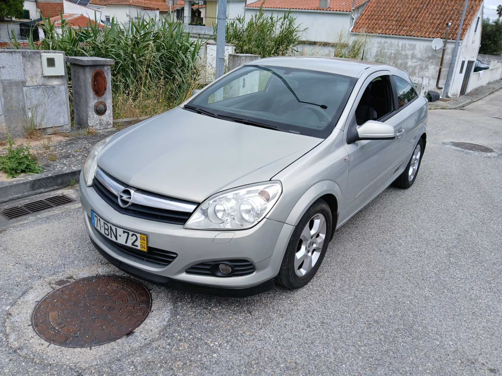 Opel Astra Gtc 5 lugares