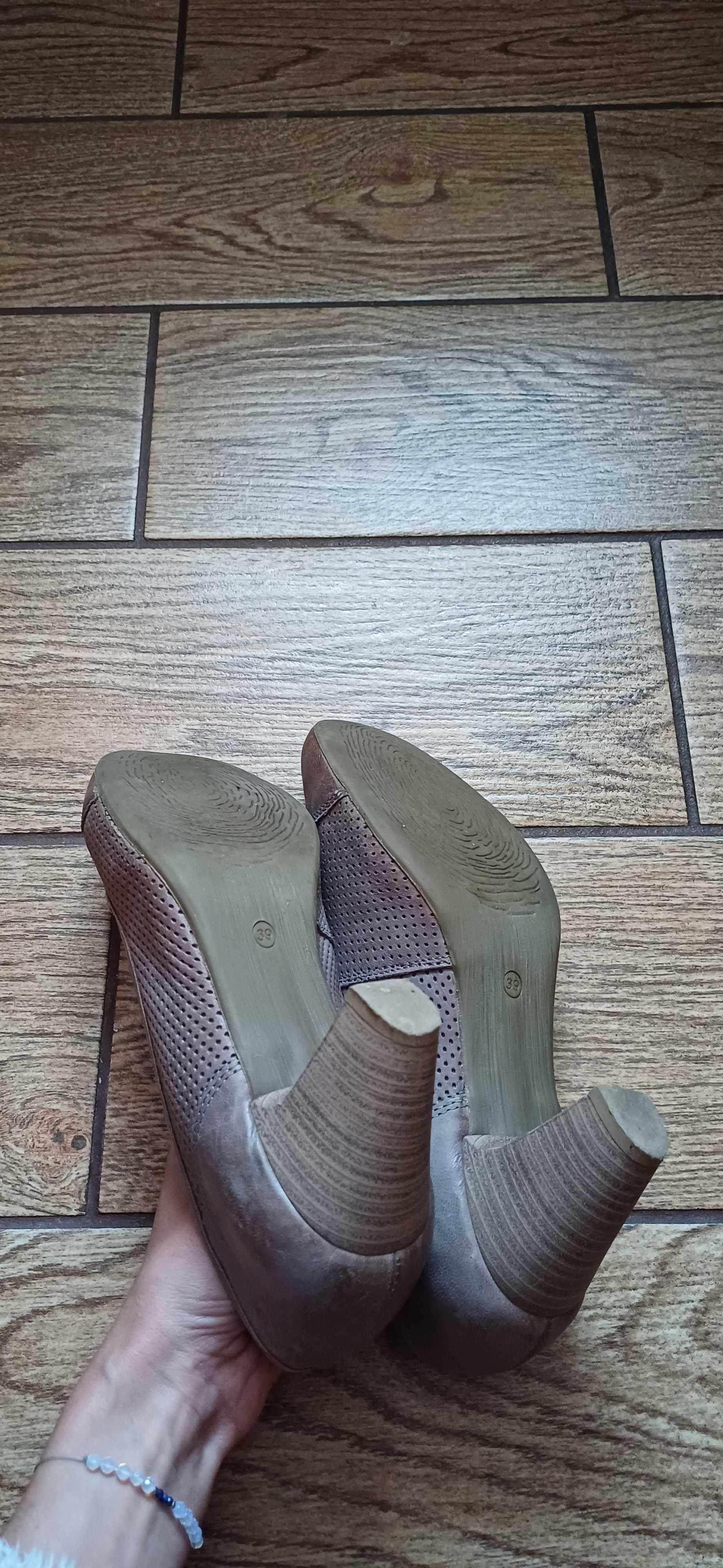 Skórzane czółenka Lasocki# buty na obcasie r. 39