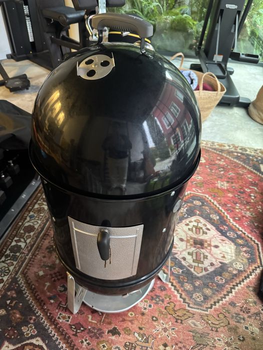 Weber Smokey Mountain – Defumador original, impecável