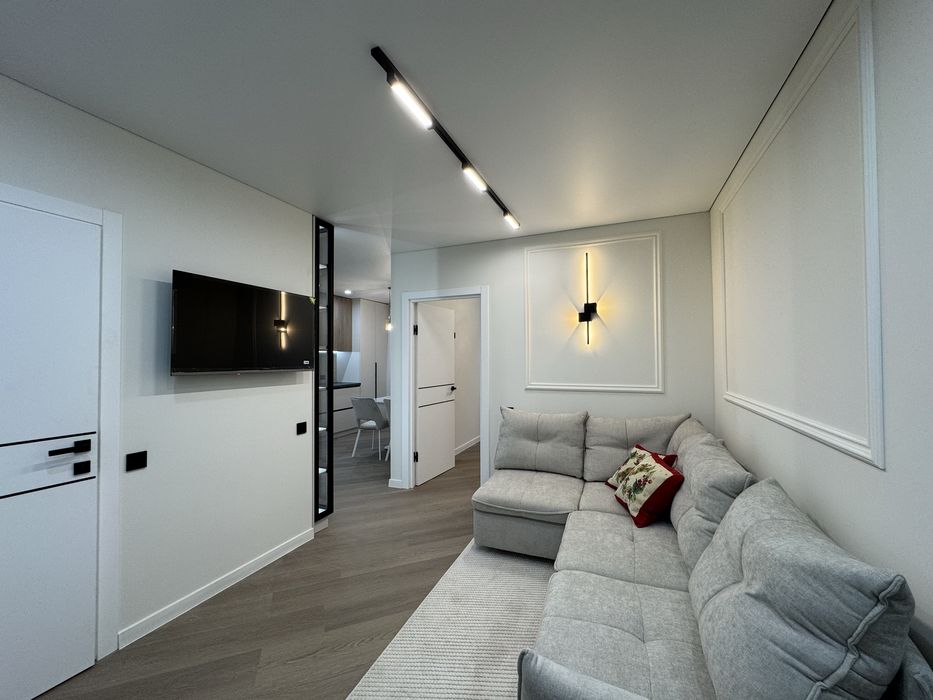 Продам шикарну 2 кім квартиру+відпочинкова у престижному ЖК, центр